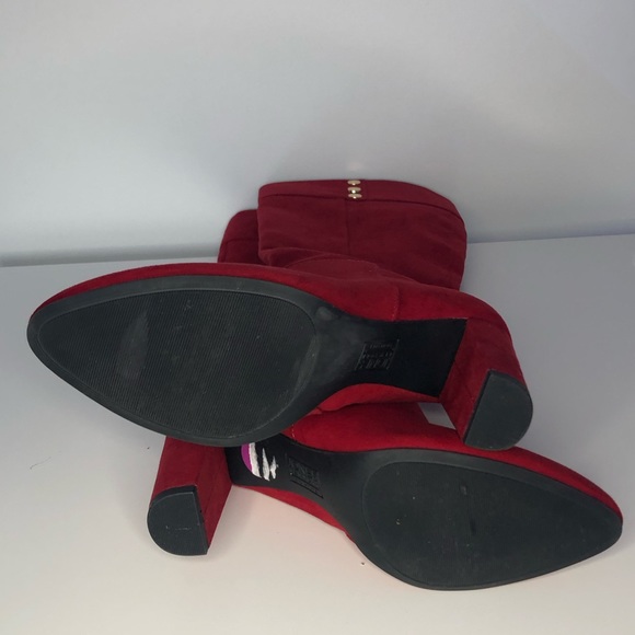 Jones New York Signature KENDRA Boots Faux Suede Knee High Block Heel Red 6.5 - Picture 8 of 8